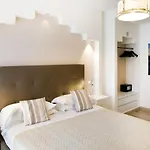 Comfort Con Piscina Guest house