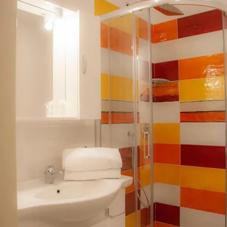 Comfort Con Piscina Сорренто