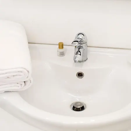 Affittacamere Comfort Con Piscina 3*